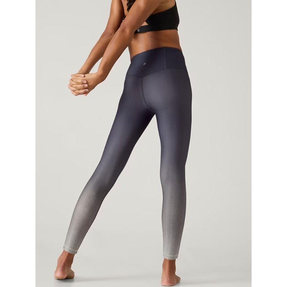 Athleta M Elation Ultra High Rise 7/8 Legging Digital Ombre Grey Medium - Picture 3 of 5
